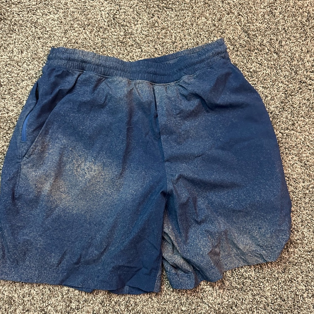 Men's Lululemon Blue Athletic Shorts medium